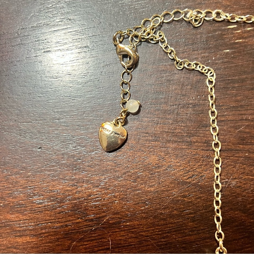 Betsey Johnson Roses Pink Glitter Necklace - Picture 3 of 4